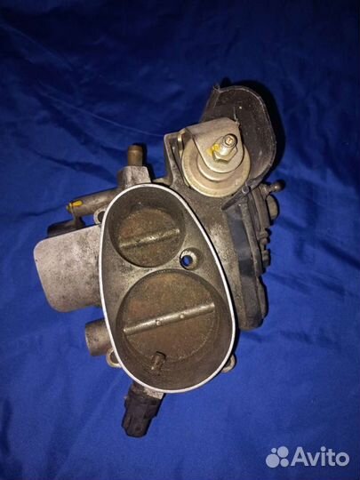 Дросельная заслонка Audi A8 S8 Quattro