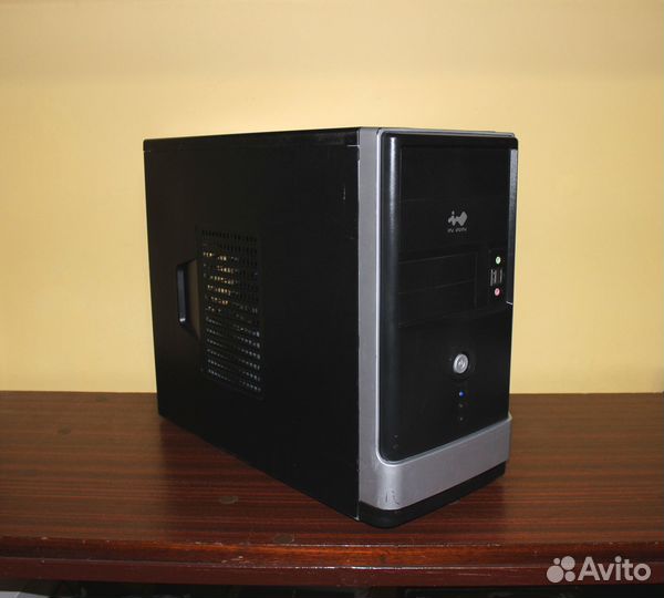Intel Core i3-8100 +8 Гб +SSD 256 Гб +450W +InWin