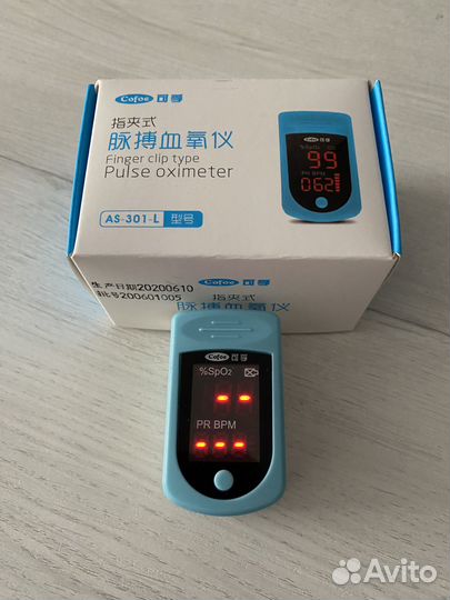 Пульсоксиметр. Батарейки в комплекте