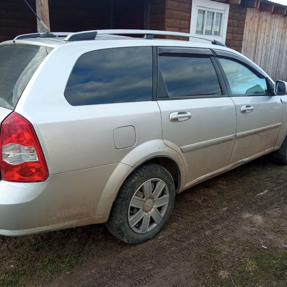 Chevrolet Lacetti: фото владельца