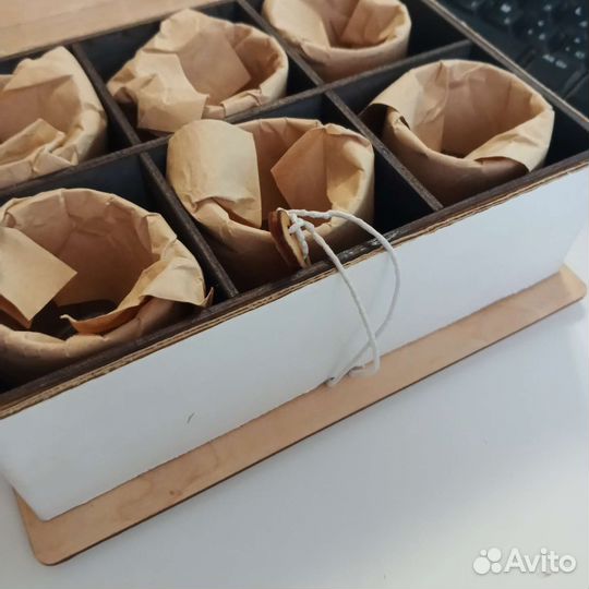 Книга со стаканчиками