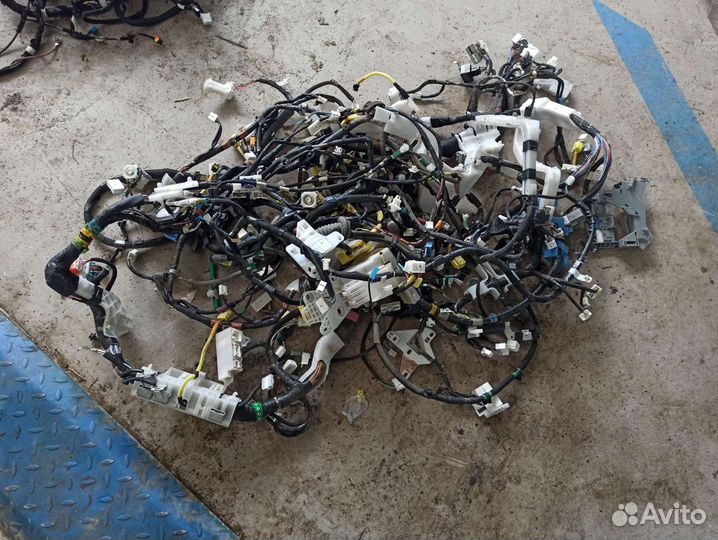 Проводка (коса) toyota Land Cruiser 200 2008 г