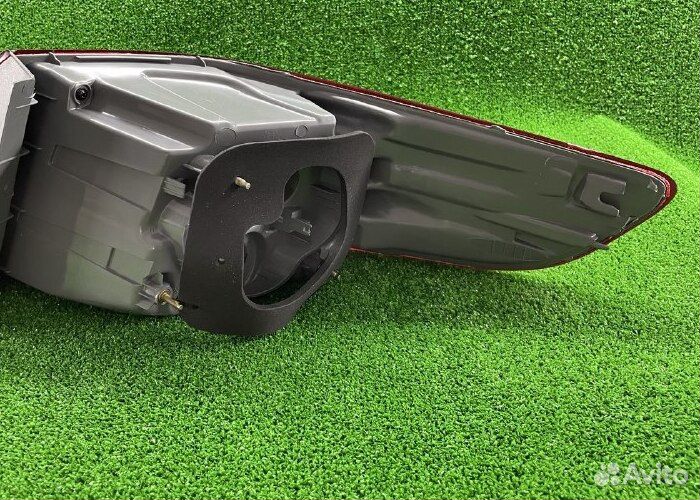 Фонарь левый Rio 3 15-17