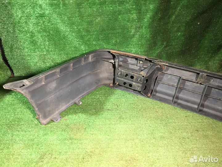 Бампер задний sedan Mazda Capella GD Серый царапин