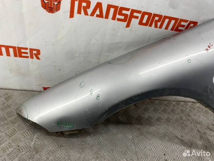 Крыло переднее левое Митсубиши Мираж 1993