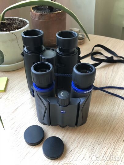 Бинокль Carl Zeiss Conquest 8x30T* made in Hungary