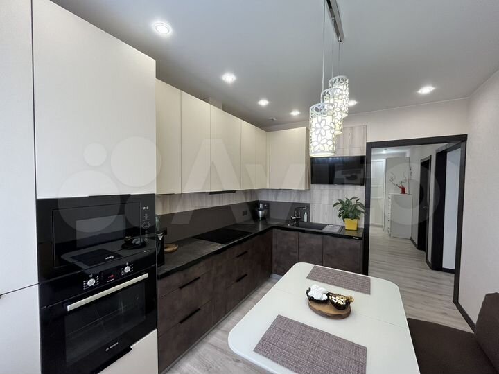 2-к. квартира, 61,2 м², 9/9 эт.