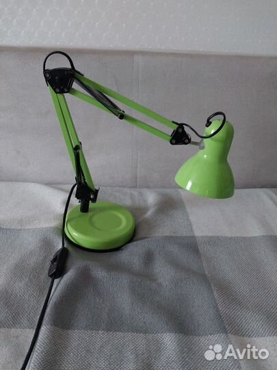 Лампа настольная