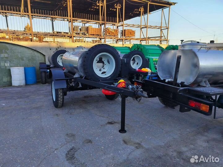 Прицеп. Цистерна из нержавейки для воды