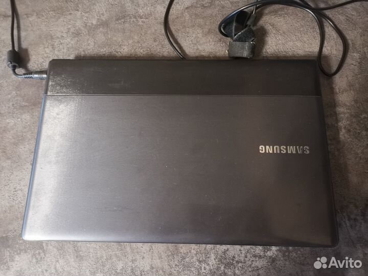 Ноутбук Samsung серии 3 15.6