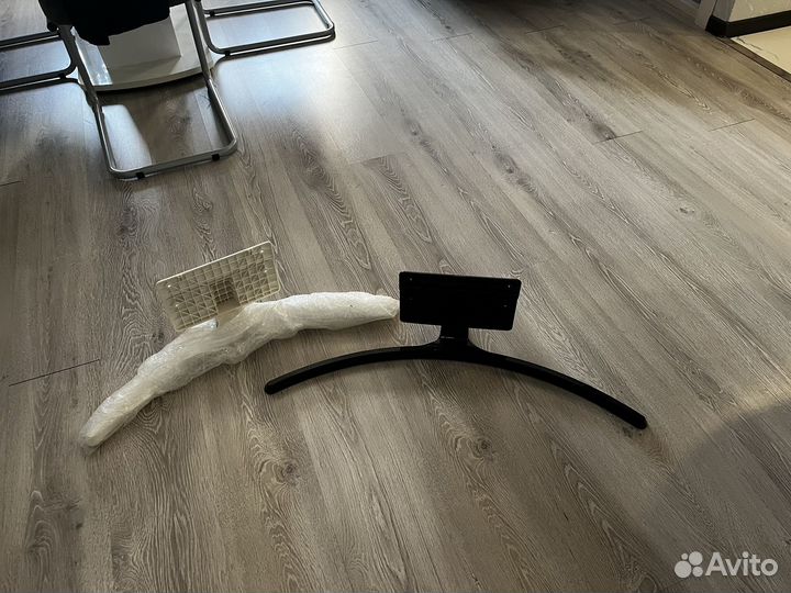 Подставка под телевизот LG