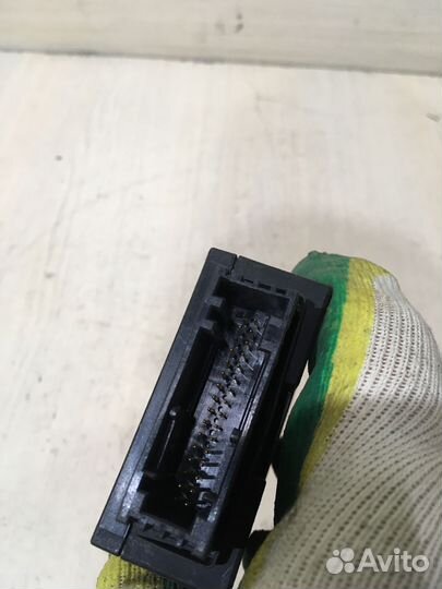 Блок управления Старт Стоп Пассат Б7