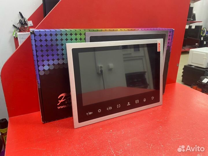 Видеодомофон Fox FX-HVD100D V2