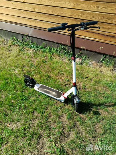 Электросамокат iconbit