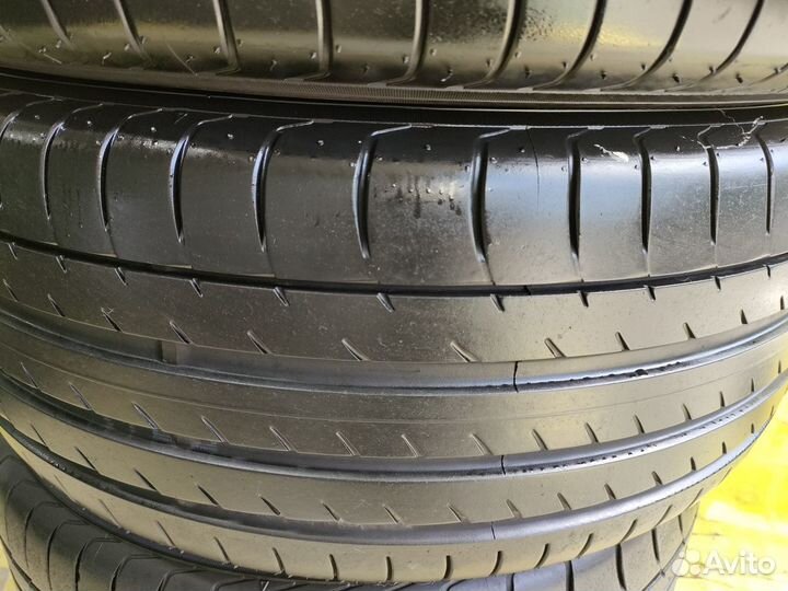 Yokohama Advan Sport V105 245/45 R17 99V