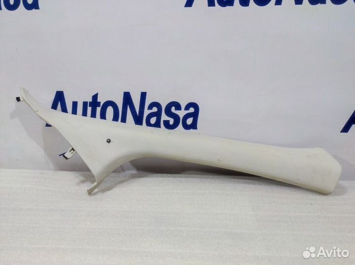 Обшивка стойки правая Ford Focus 3 2011-2019