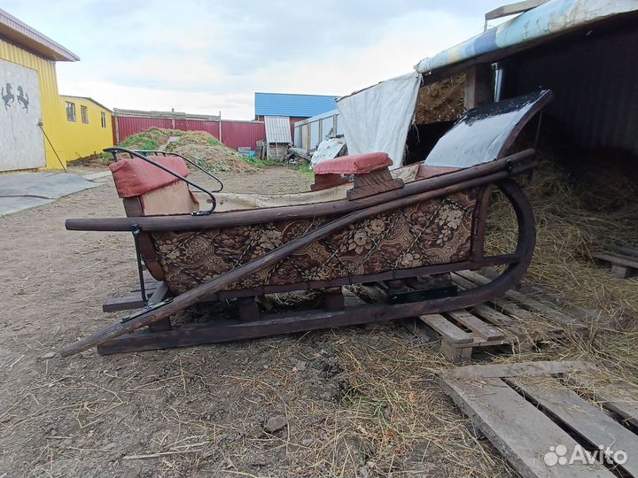 Продам лошадь