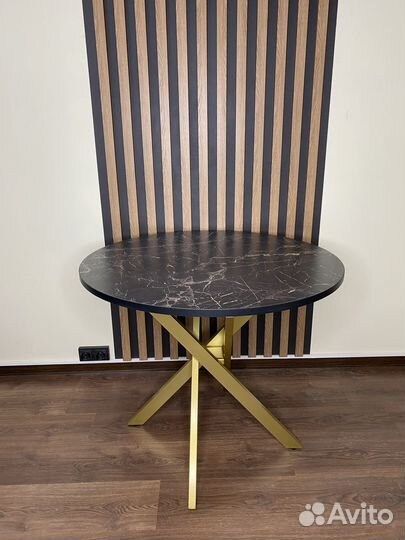 Стол кухонный круглый