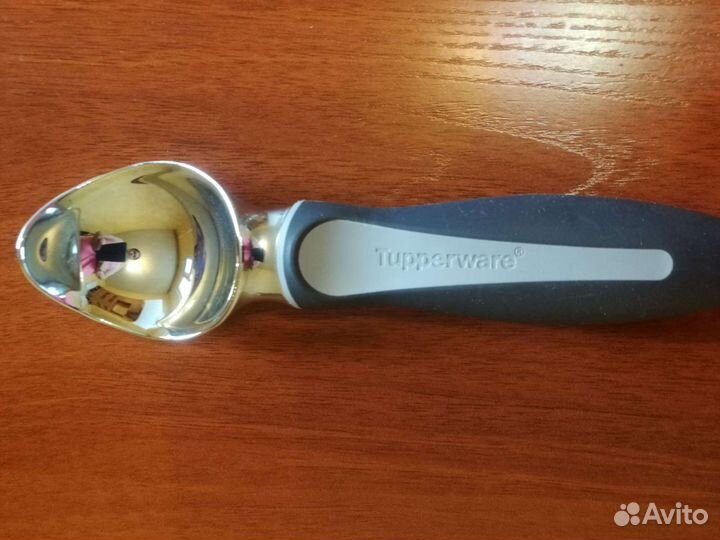 Ложки для мороженого бренда Tupperware