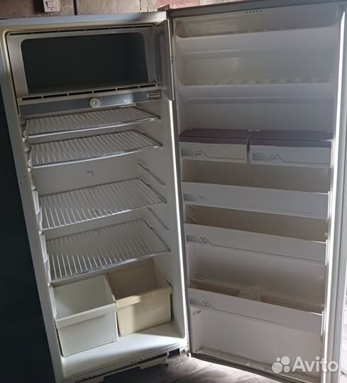 Продам холодильник