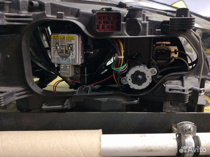 Фара левая volvo xc70 s80 v70 с одним блоком