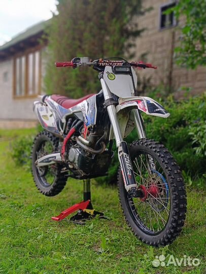 JMC 250 FRR