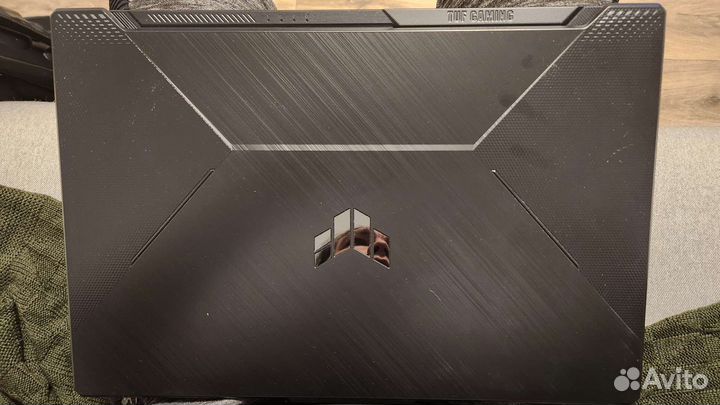 Asus TUF GAming FX706HM (RTX3060 + i5 11400H)