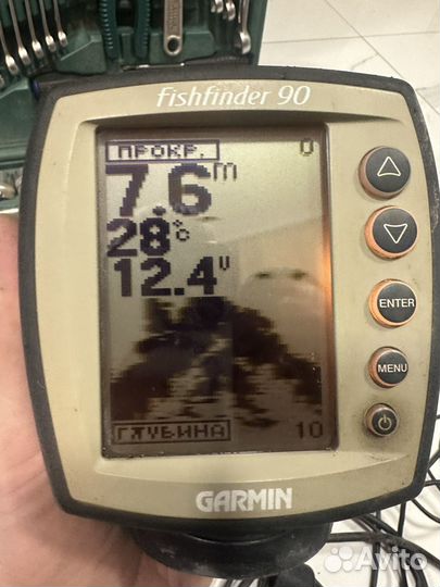 Эхолот Garmin Fishfinder 90