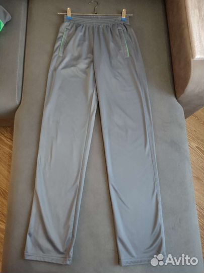 Спортивный костюм женский р. 42-44