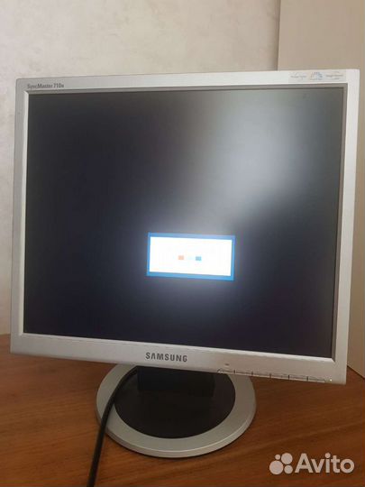 Монитор Samsung SyncMaster 710n