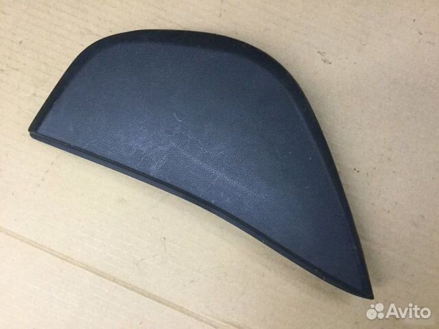 Накладка на торпедо боковая Hyundai Solaris 2010