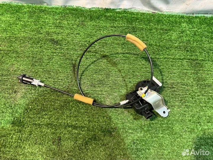 Тросик лючка топливного бака (3) Lexus Rx450H