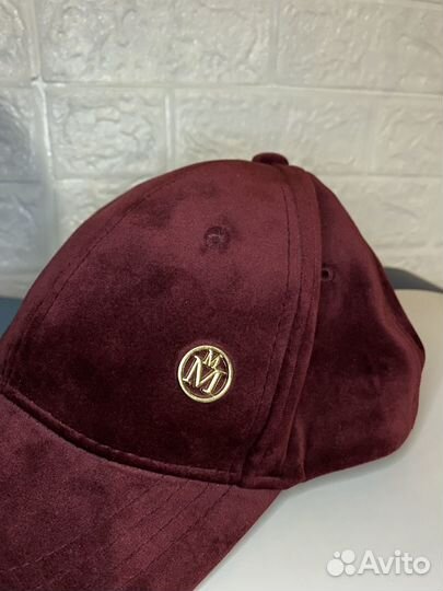 Кепка бархатная бордовая