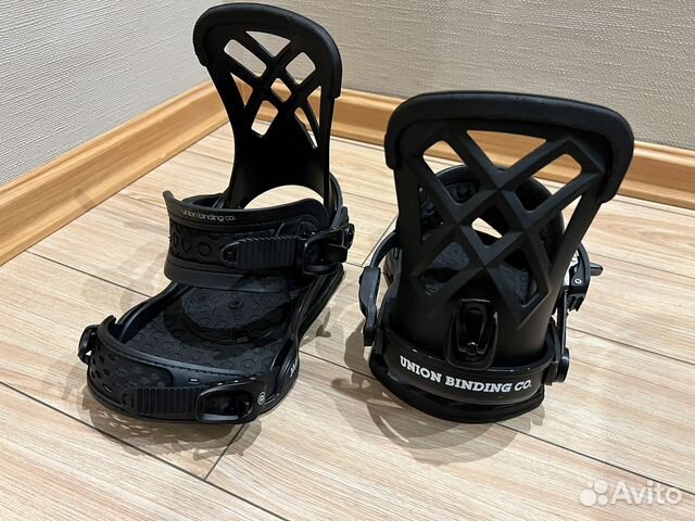 Крепления для сноуборда union Milan M