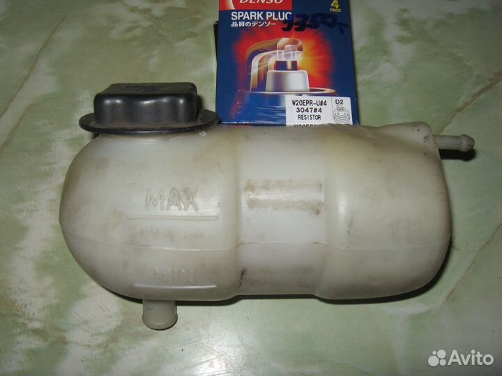 Расширительный бачок Volvo 740-940