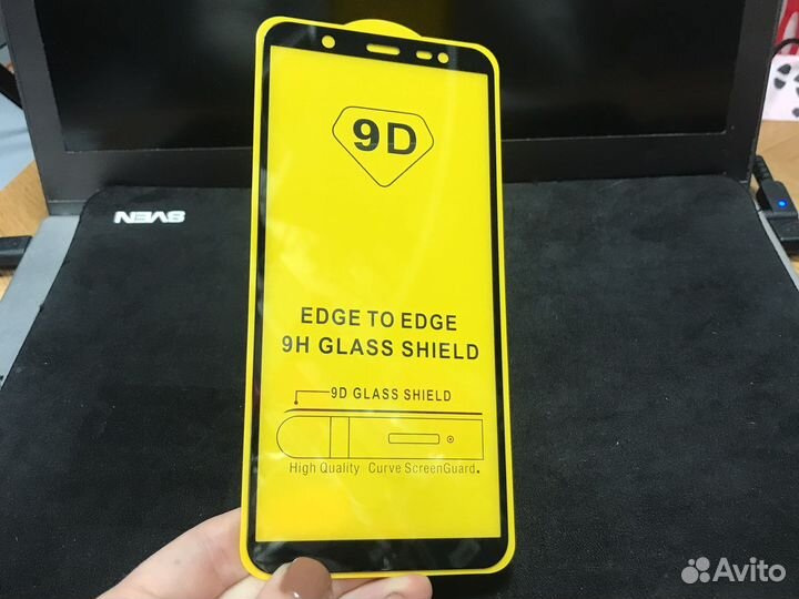 Защитное стекло samsung J8 2018