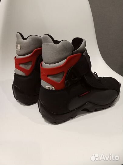 Лыжные ботинки Salomon р. 38/39
