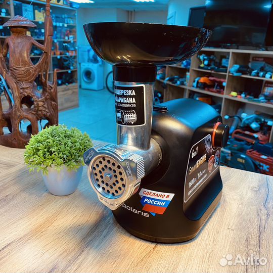 Мясорубка электрическая polaris PMG 1875 RUS