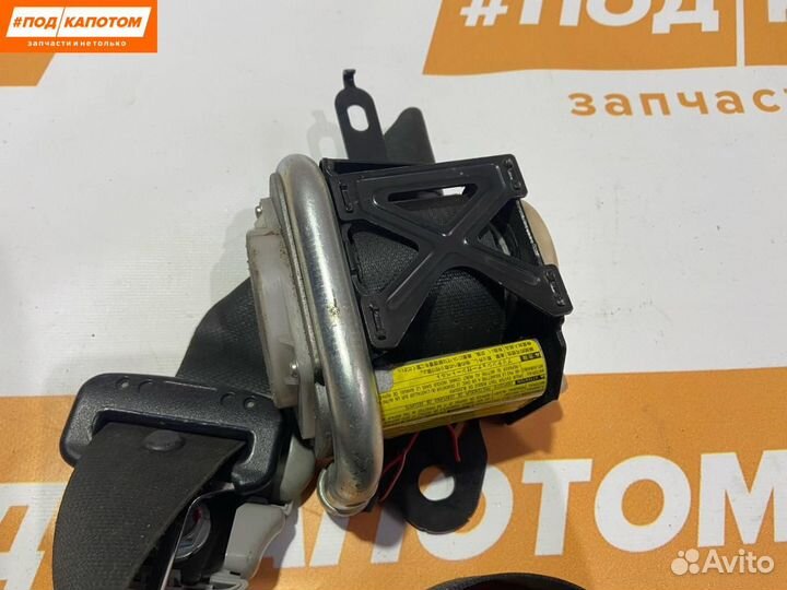 Ремень безопасности передний Mitsubishi Lancer 9