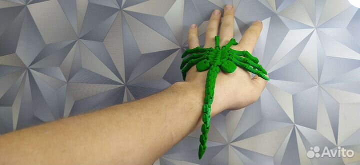 Alien, подвижный Лицехват (Чужой)