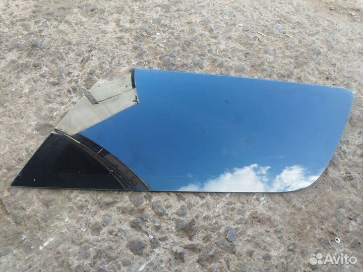 Форточка в крыло правая Ford Focus DNW 1999 focus