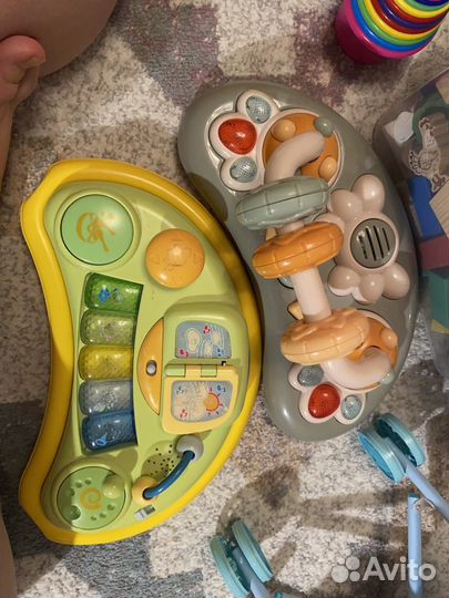 Развивающие игрушки пакетом