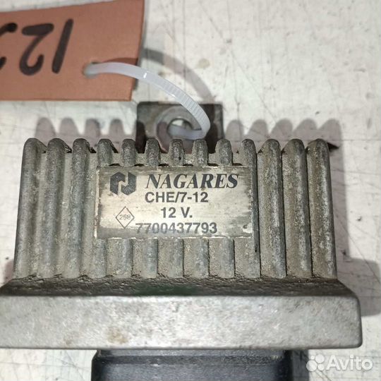 Реле свечей накала Renault Scenic