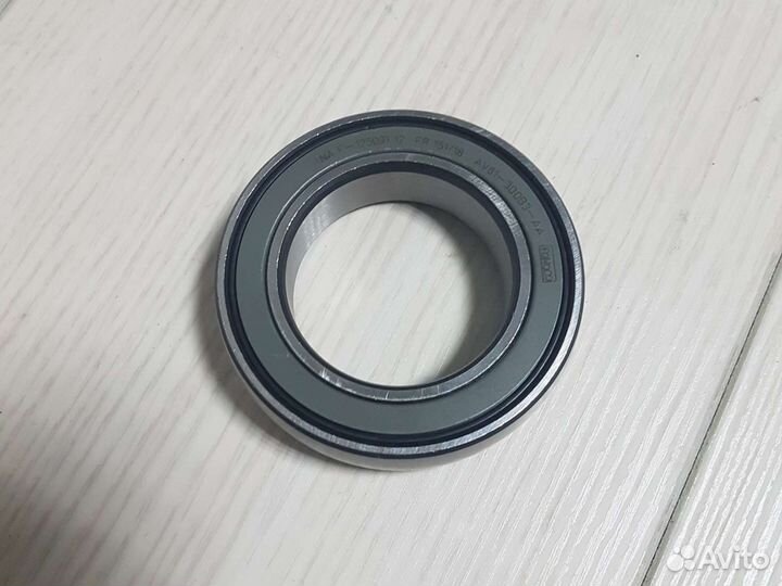 Опорный подшипник привода Land Rover Ford Volvo