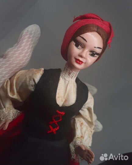 Кукла на подставке в интерьер.Испания.Винтаж