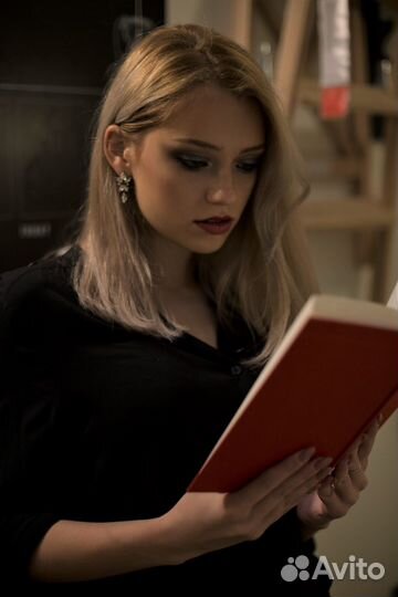 Репетитор по английскому и испанскому языкам