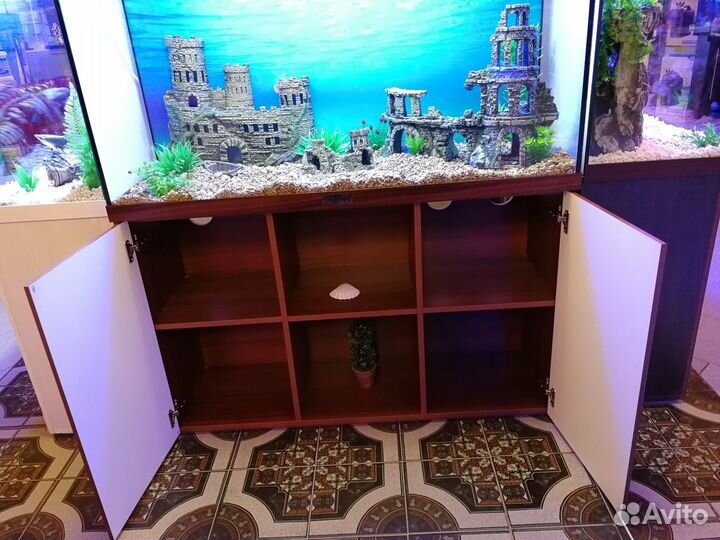 Аквариум на тумбе Орех