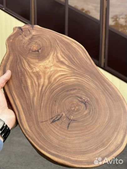 Торцевые спилы деревьев слэбы дерево Карагач