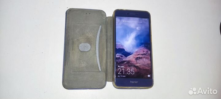 HONOR 8 Lite, 4/32 ГБ