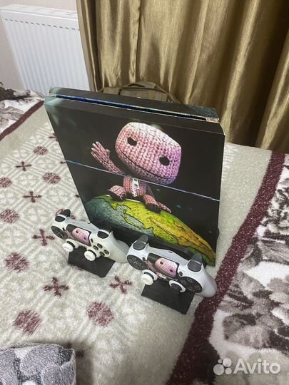 Игровая приставка ps4